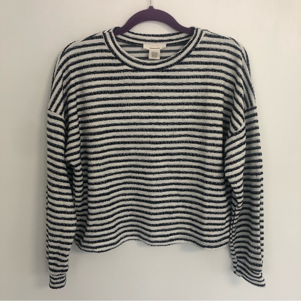 URBAN Romantics Women’s Black/White Striped Cropped Pullover Sweater Siz L